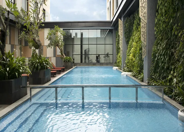 Hotel Santika Premiere Padang