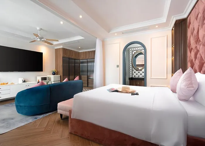 Pavillon Boutique Hotel & Apartment Nha Trang