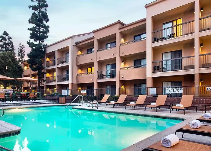 Sonesta Select Los Angeles Lax