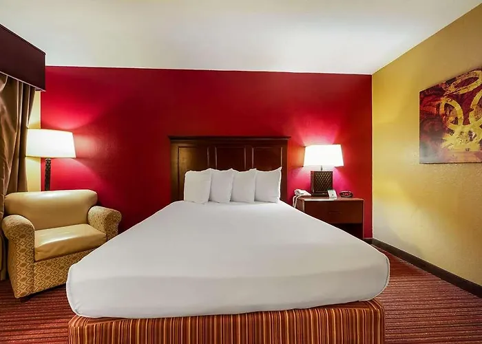 Quality Inn & Suites West Helena