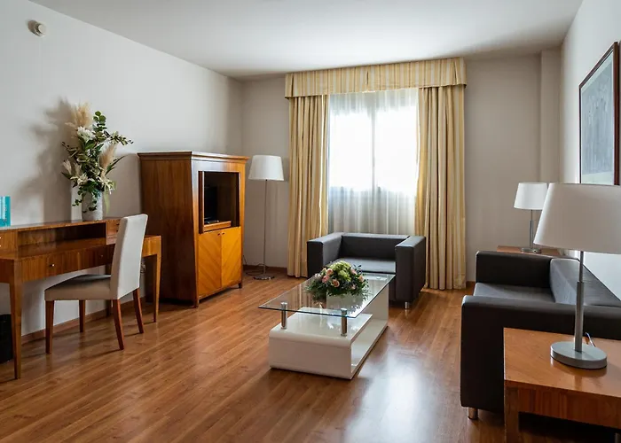 Avenida Hotel