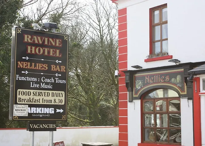 Ravine Hotel