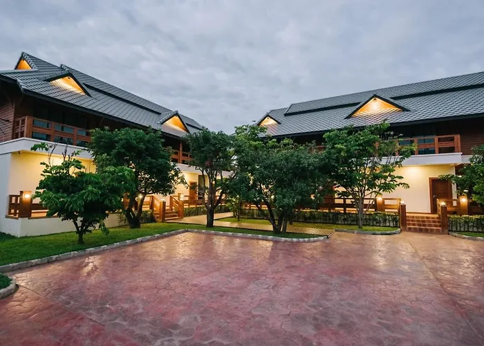 Huen Him Kong Hotel Phrae