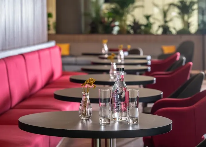Flow Hotel & Conference
