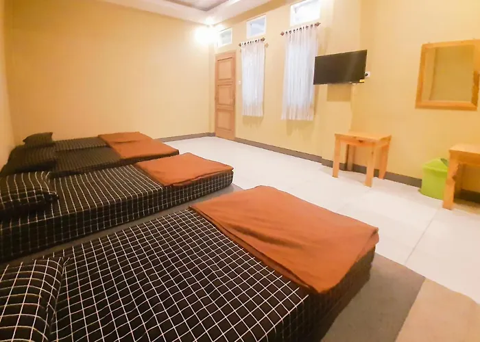 Delvia Bromo Homestay Mitra Reddoorz