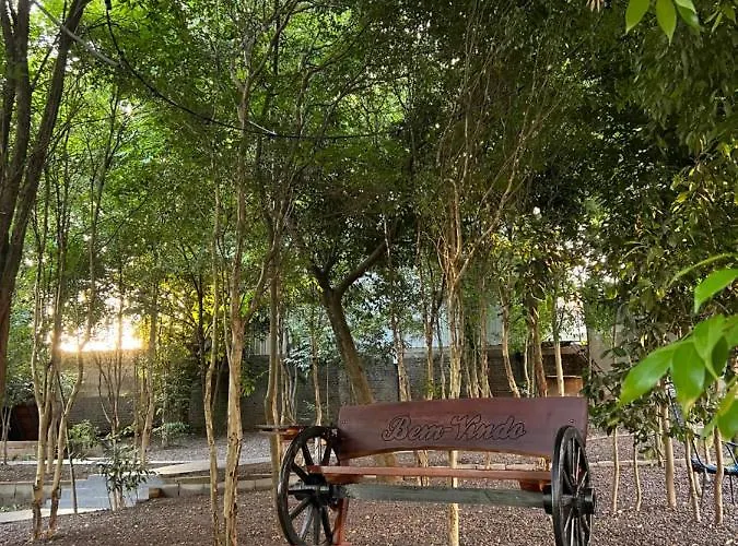 Hotel e Cabanas Perau