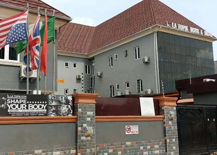 La Topik Hotel & Suites