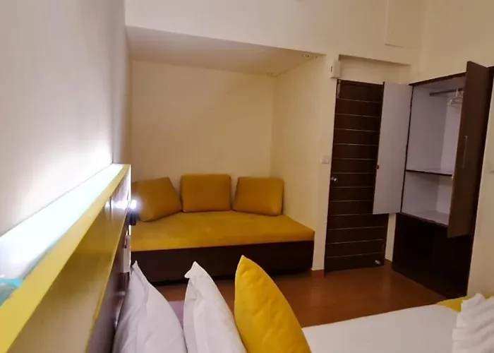 Ronaldos Hotel & Restaurants Baga