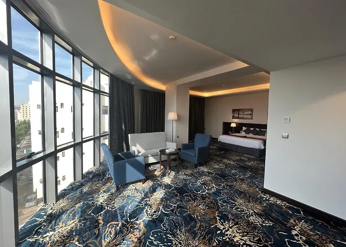 Zaha Taiba Hotel