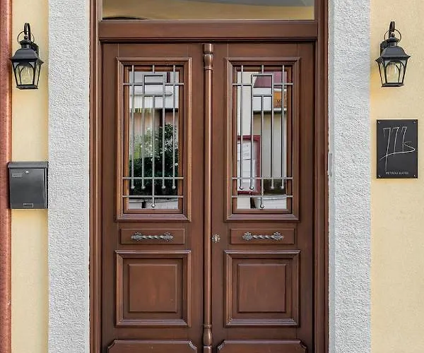 Petrou Suites
