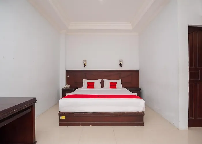 Reddoorz Syariah Near Rs Yos Sudarso Padang