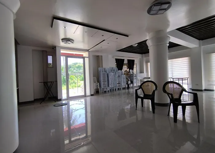 Reddoorz @ Lqj Hotel Old Buswang Kalibo