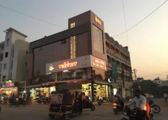 Hotel Vaibhav,Akola