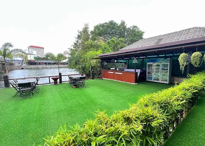 Chanmel Riverside