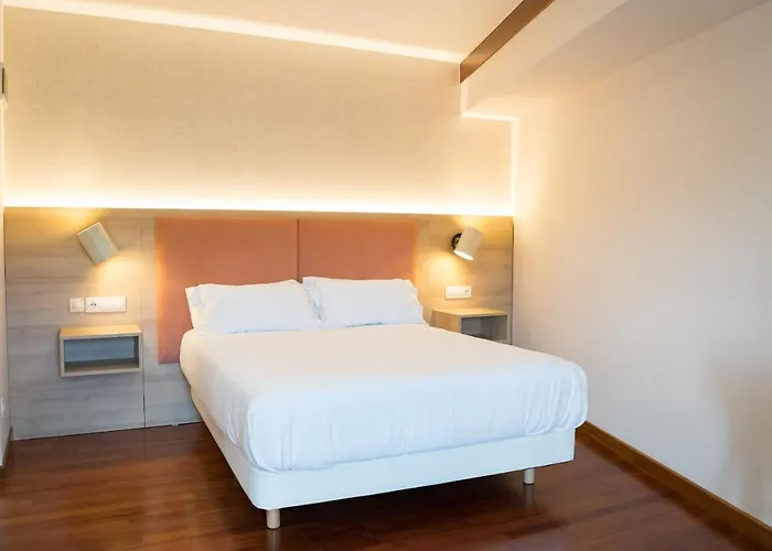Hotel Parking Miradoiro De Belvis