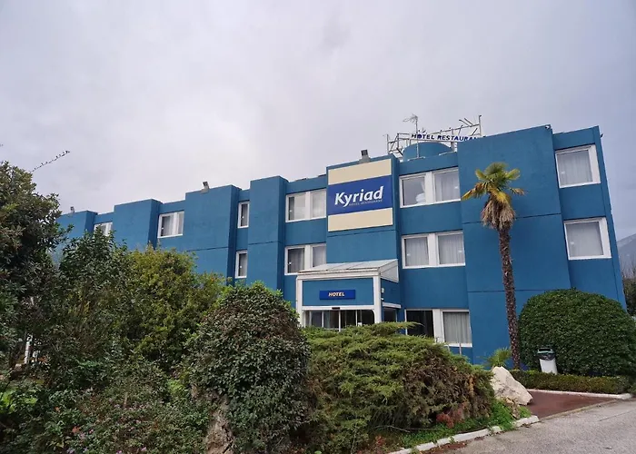 Kyriad Toulon Est Hyeres La Garde