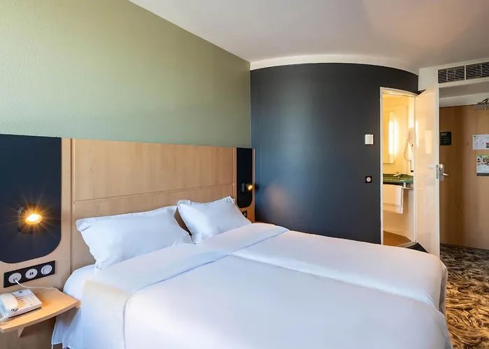 B&B Hotel Calais Terminal Cite Europe 3 Etoiles