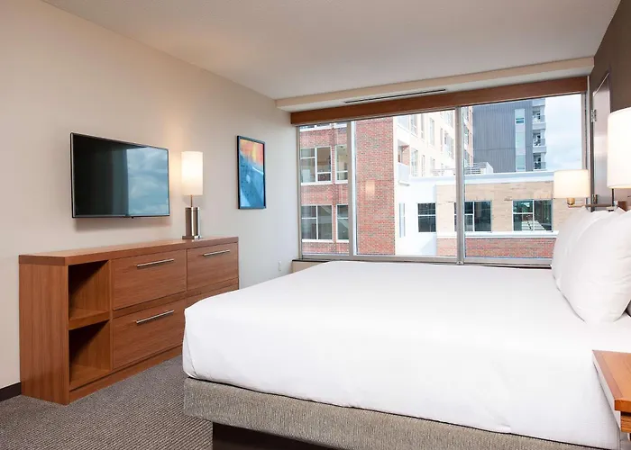 Hyatt Place Champaign/Urbana