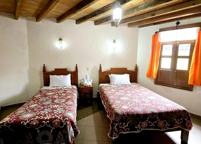 Hotel Plaza Baratillo