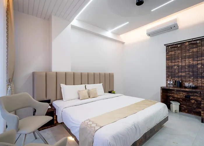 Hotel Darshan Executive