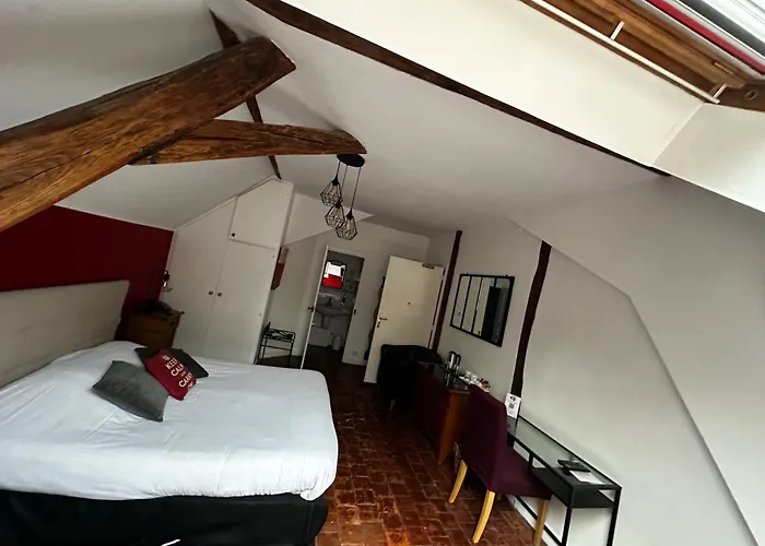 Hôtel les Grands Chênes