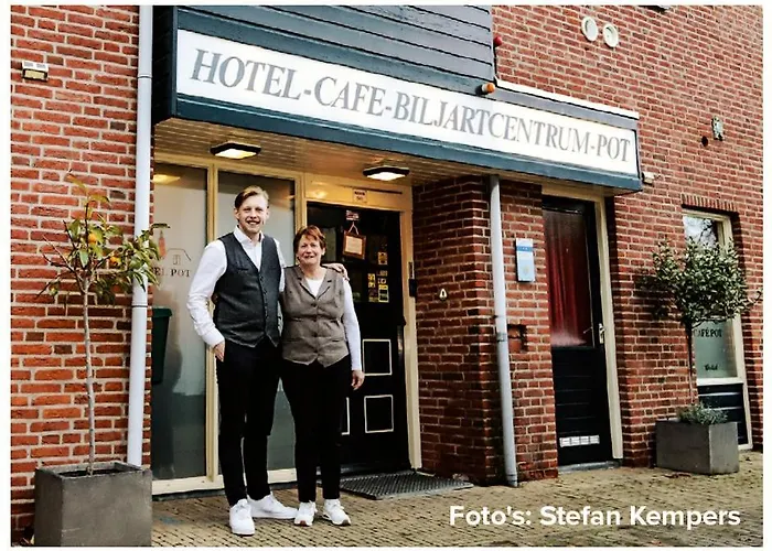 Hotel,Cafe,Biljart Pot