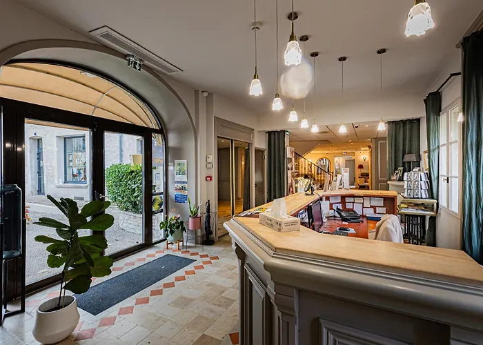 Logis Hostellerie des Clos