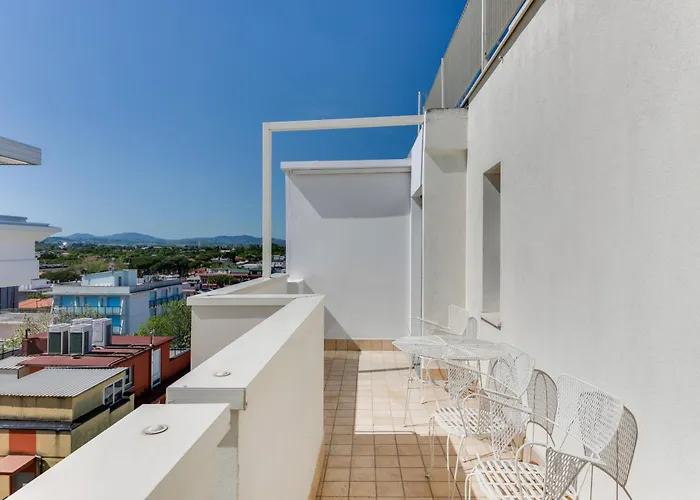 MARITTIMO Riccione - Hotel Clipper FRONTE MARE