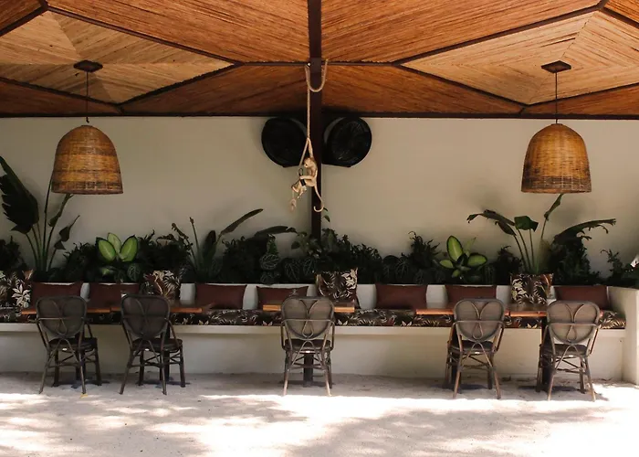 Curiol Boutique Hotel&Lounge