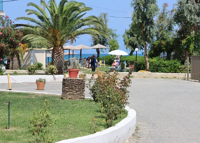 Angela Beach Hotel & Apts