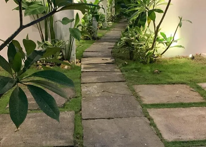 Bahandi Hotel