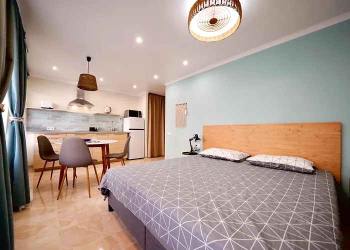 Parsami Suites