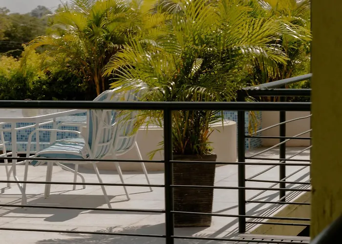 Oasis Tropical Hotel