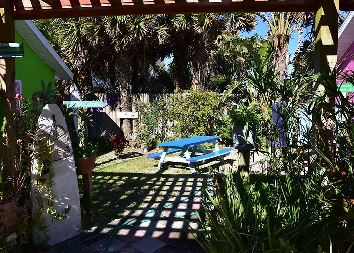 The Beach House At Si Como No Inn