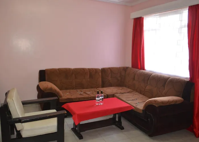 Hotel Senate Juja