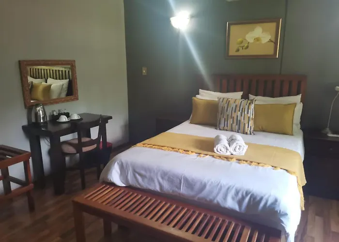 Sanloo Manor Guesthouse
