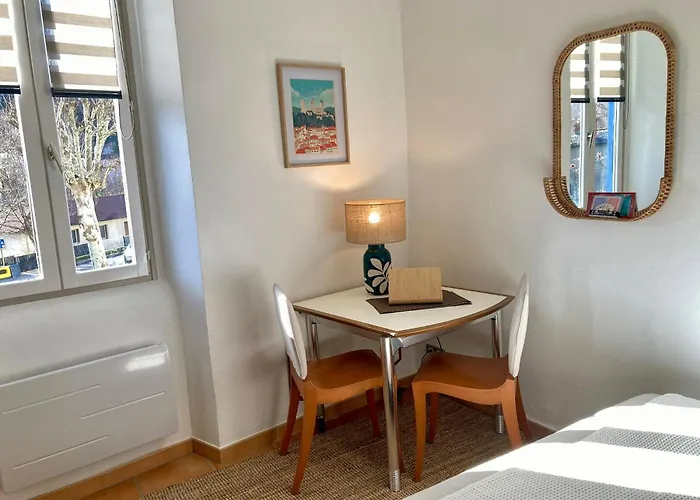Aux 4 Logis - Studio Le Terra - Petit Dejeuner Offert 1Ere Nuit