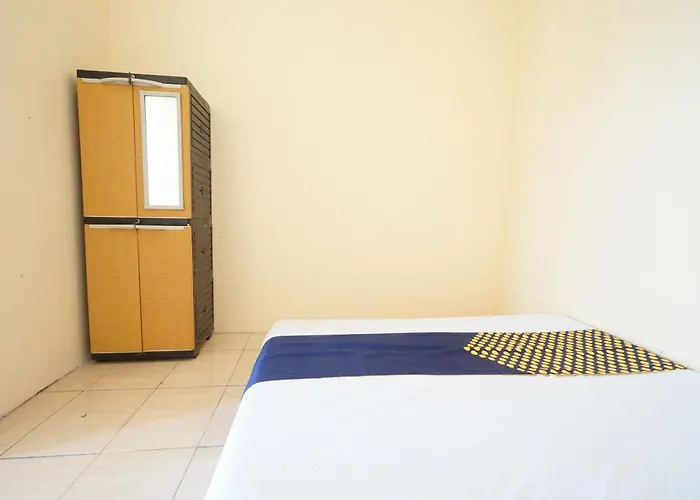 Hotel O Homestay Bu Sun Syariahneartaman Rekreasi & Pemandian Taman Suruh