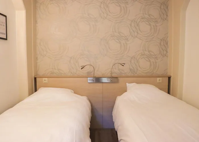 Hotel Almenum - Het Sfeervolle Stadslogement -
