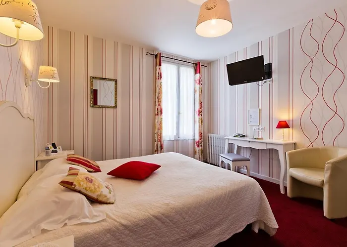 Hôtel Restaurant Le Grillon