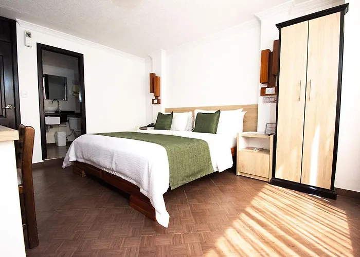 Hotel Plaza Victoria