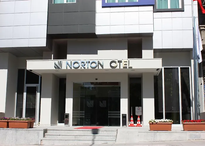 Norton Hotel
