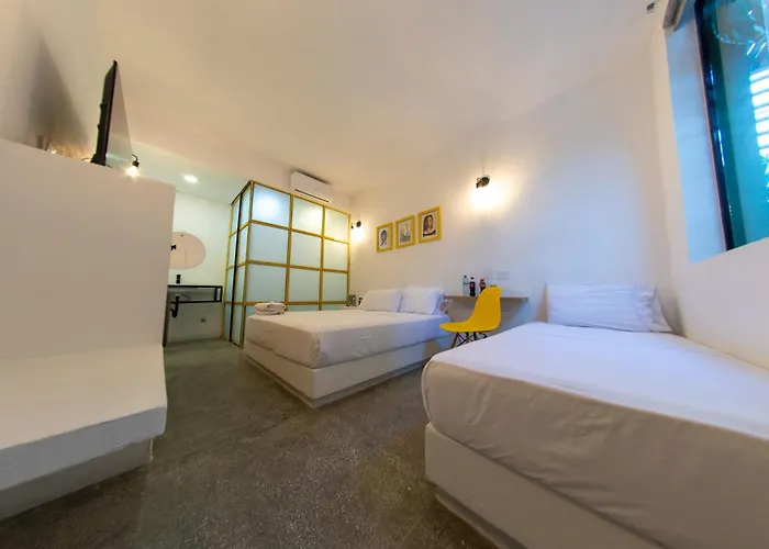 Oasis Tropical Hotel