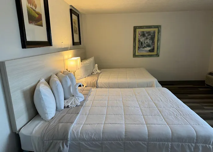 Emerald Shores Hotel - Daytona Beach