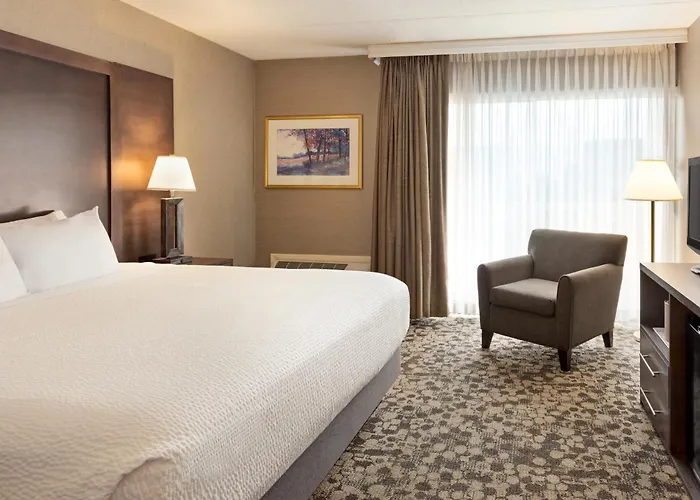 Ramada Plaza By Wyndham Portland