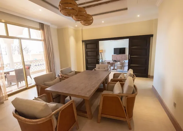 Liwa Hotel