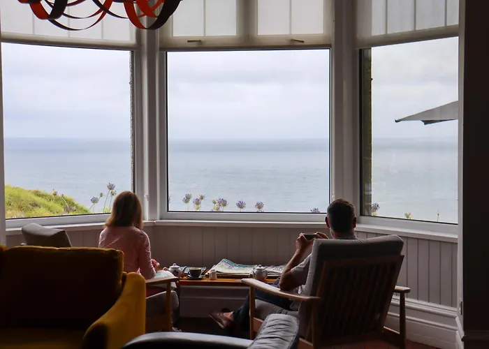 Housel Bay Hotel