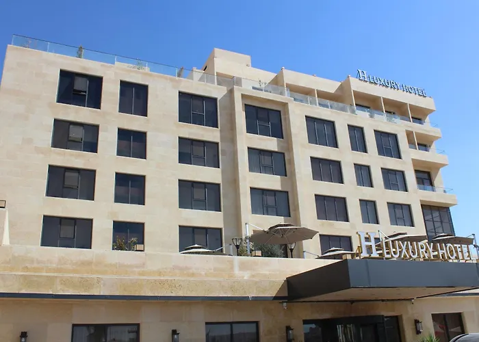 H Luxury Hotel