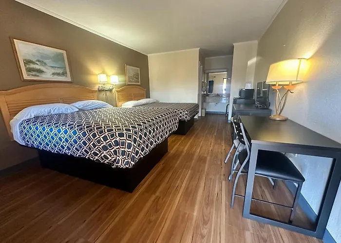 Loyalty Inn Rockingham
