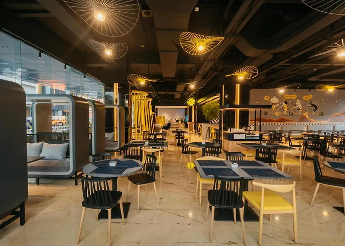 Yello Hotel Harbour Bay
